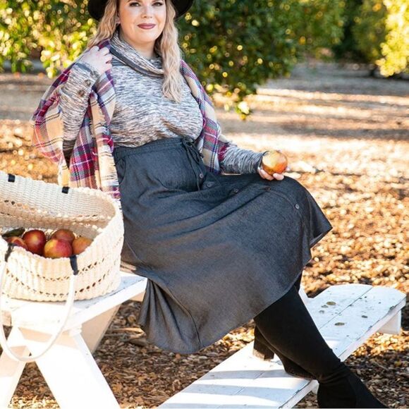 NWT 2XL MIDI SKIRT w/pockets, dark gray chambray Marsha LuLaRoe - Picture 1 of 7